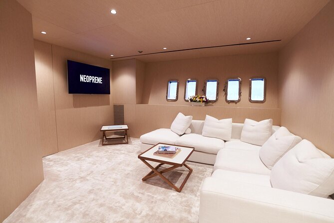108 ft Neoprene Overmarine Yacht - Entering the Neoprene: Cabo luxury that still feels like a party
