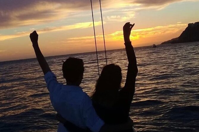 2 Hour Sunset Tour on Catamaran in Cabo San Lucas - The Arch-of-Cabo stop: photos, pelicans, Lovers Beach, and Land’s End