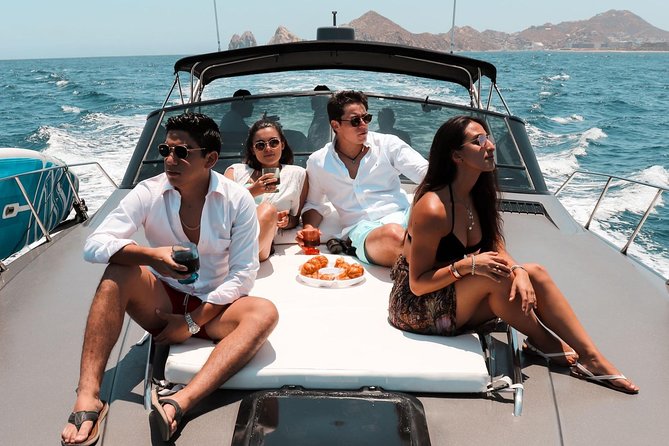 3Hr Private Yacht Cruise in Cabo As if you were aboard your own Private Yacht.Al - Whale watching during winter: when the captain slows down