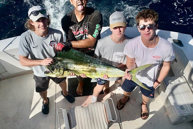 5-Hours Private Fishing Experience in Cruiser in Cabo San Lucas - Sea of Cortez + Pacific Ocean: what that changes for your target fish