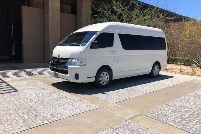 Airport Los cabos Round Trip Transportation - Vehicle Types and Group Size: What $175 Buys You
