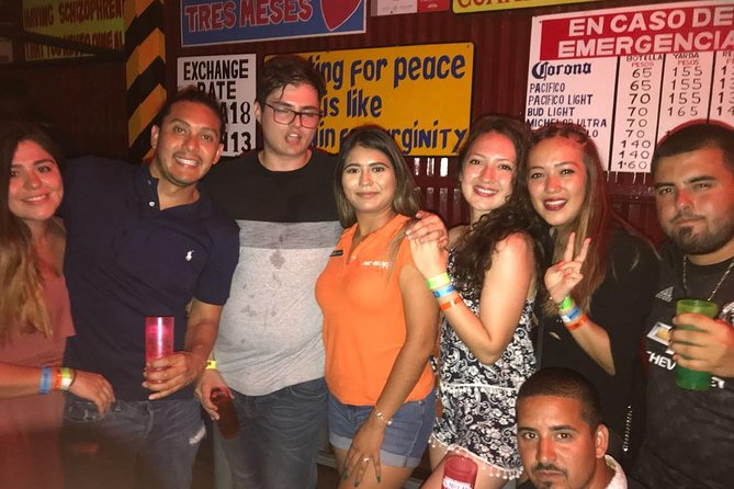 All you can drink- Club Crawl Los Cabos - Unlimited domestic drinks: what you get and what costs extra