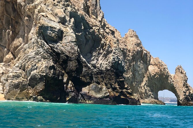 Boat Tour to Cabo San Lucas Arch and Rock Formations - Stop 3: Neptune’s Finger and Why Cabo’s Rocks Tell a Story