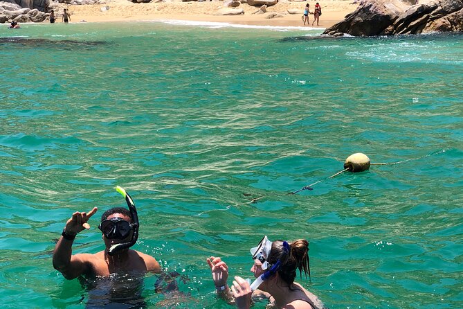 Boat Tour to Cabo San Lucas Arch and Rock Formations - Stop 1: Playa el Corsario and the Tuna-Plant Clues