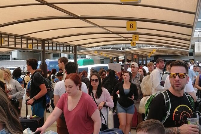 Cabo Airport to LA PAZ SHUTTLE - Timing and Operating Window: Pretty Much All Day