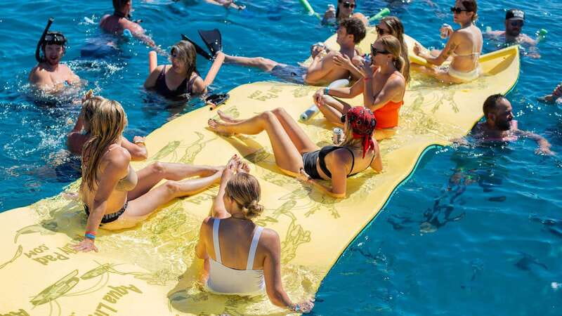 Cabo San Lucas: 4-Hour Snorkeling Cruise with Open Bar - Getting on and off the boat: pickup zones, timing, and what to bring