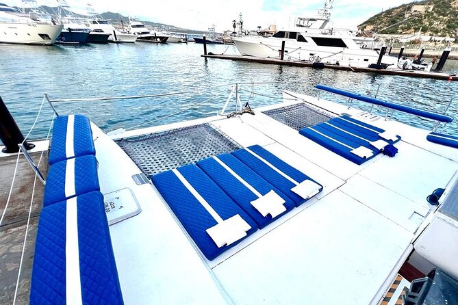Cabo San Lucas All-Inclusive Private Catamaran Snorkeling Cruise - What’s included: paddleboards, kayaks, snorkeling gear, and an open bar