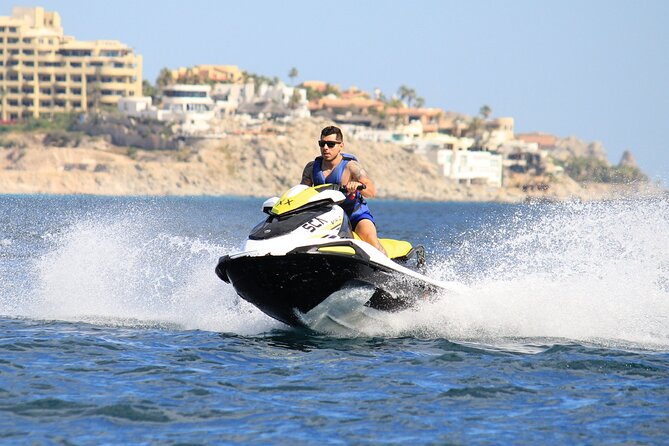 Cabo San Lucas Bay Guided Jet Ski 1 hour Rental - Group size and who the experience suits best