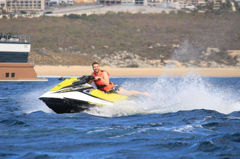 Cabo San Lucas Bay: Guided Jet Ski 30 minutes Rental - Collision Insurance, Security Deposits, and Photo Fees to Watch