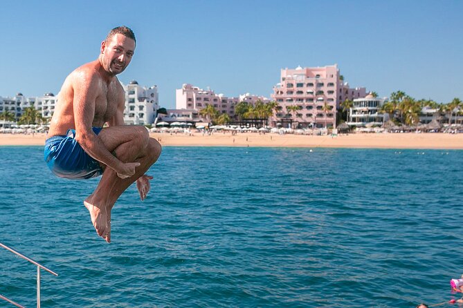Cabo San Lucas Boat Tour with Snorkeling, Open Bar, and Lunch - Price and What You Actually Get for $125 (Plus a Small Fee)