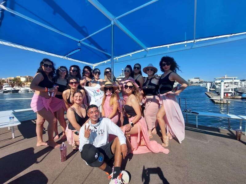 Cabo San Lucas: Classic Tour to the Arch in Glass Bottom - The guide experience: Spanish/English and a tour that stays on track