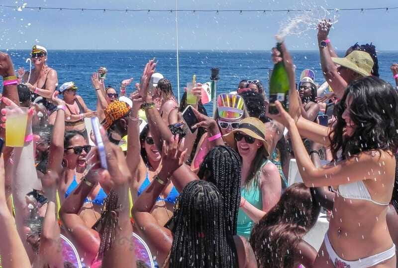 Cabo San Lucas: Hip Hop Boat Party with Unlimited Drinks - Cabo Arch Photo Stop: Quick Fame, Good Odds, Easy Timing