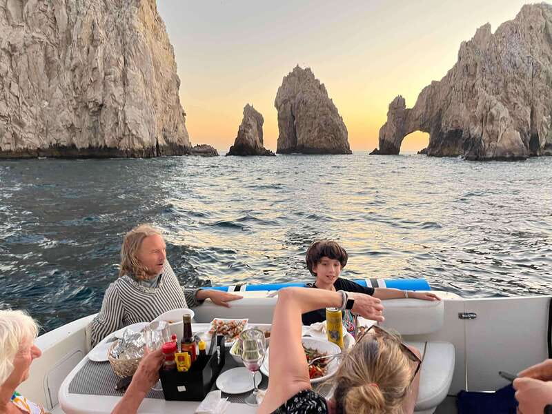 Cabo San Lucas Private Yacht 1 Hour Express Highlight Cruise - Private 33ft Sea Ray for an Express 1-Hour Cabo Tour