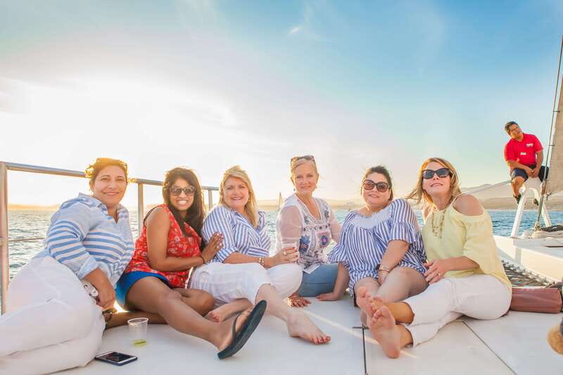 Cabo San Lucas: Sunset Cruise with Wine and Jazz - Jazz, Canapés, and a Premium Open Bar: The Vibe On Board