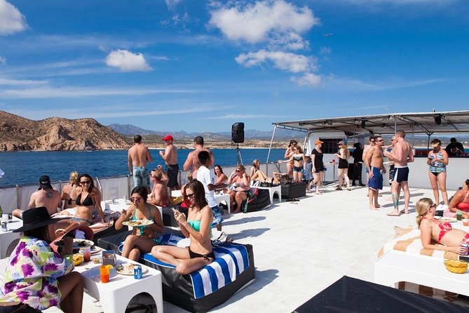 Cabo San Lucas Sunset Dinner Cruise with Open Bar - Who this cruise is best for (and who should skip it)