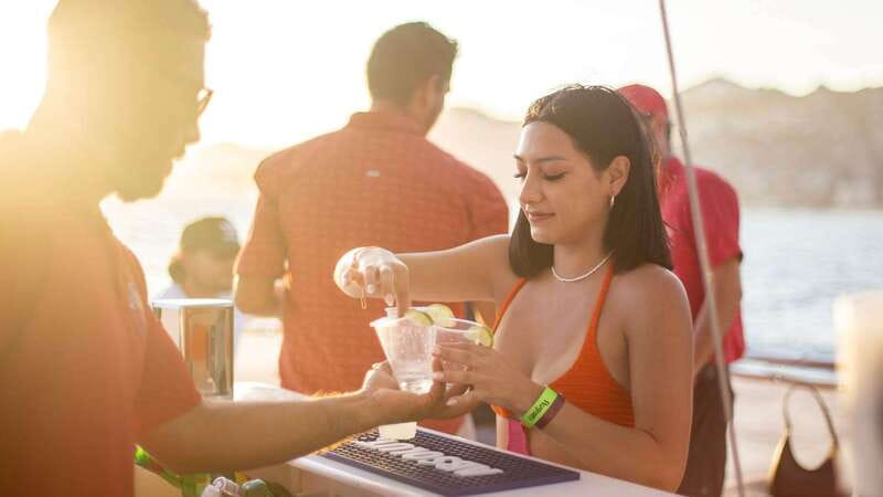 Cabo San Lucas: Sunset Party Cruise with Open Bar - Key things I’d circle on your map