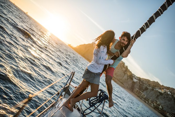 Cabo San Lucas Sunset Sailing Shared Cruise - Drinks and snacks: what’s included, what it feels like, and what to expect