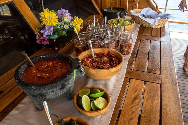 Cabo San Lucas: Sunset Yacht Cruise w/Chef Dinner & Open Bar - Service that keeps the evening moving (and the people behind it)