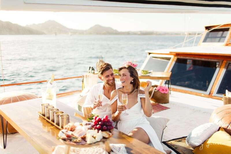 Cabo San Lucas: Sunset Yacht Cruise w/Chef Dinner & Open Bar - Should you book the Cabo sunset yacht cruise with chef dinner?