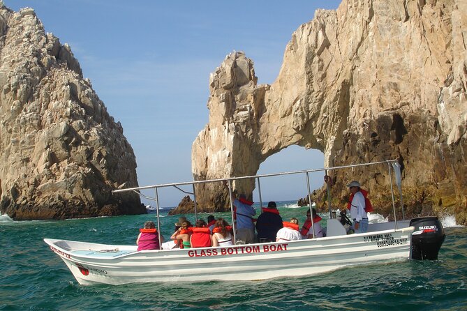 Cabo San Lucas Tour & Glass Bottom Boat to the Arch - The Land Route: Cabo San Lucas Highlights in a 30-Minute Loop
