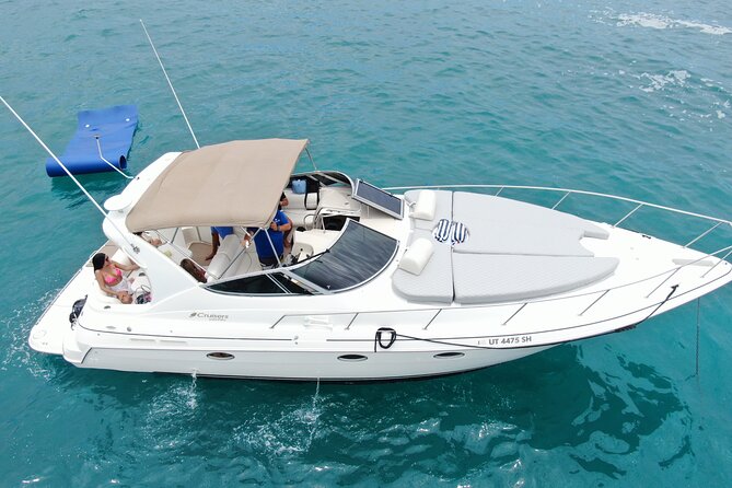 Cabo San Lucas Yacht Rental all inclusive - Pacific Side Views: A Quick Stretch Before Medano Bay