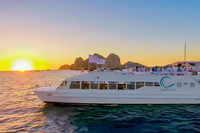 Cabo Sunset Dinner Cruise with Live Music & Open Bar on Cabo Wave - Open Bar Details: What You’re Drinking and How to Pace It