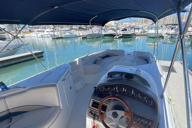 Cabo Yacht Tour to Lovers or Pelícano Beach + Beach Time - On the Water in Cabo: What the 45-Minute Cruise Gives You