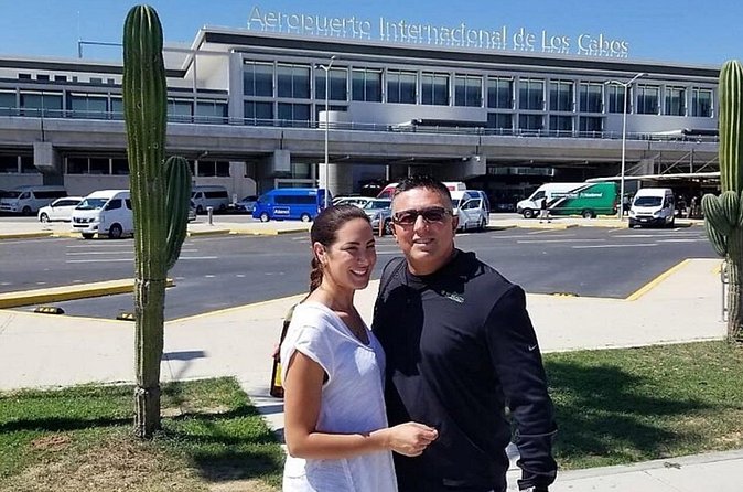 CABOAirport PRIVATE CAR To Cabo Resorts AREA up To 3 pax One Way - No Stops Means Straight to Your Resort—Good and Bad