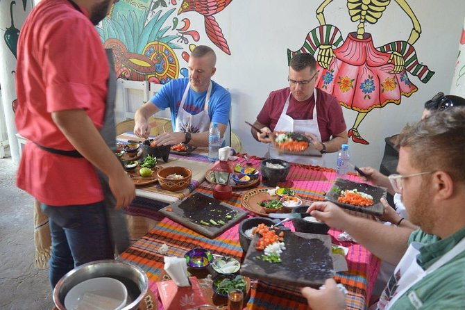 Cooking classes + margaritas and mezcal tasting - Margaritas and Tequila/Mezcal Tasting: Drinks With a Few Caveats