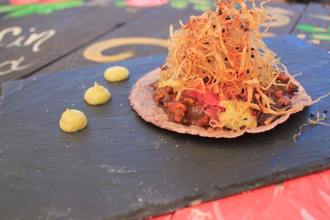 Culinary Experience +Tequila & drinks tasting by Alma de mexico - Mezcal tasting that explains the how, not just the what