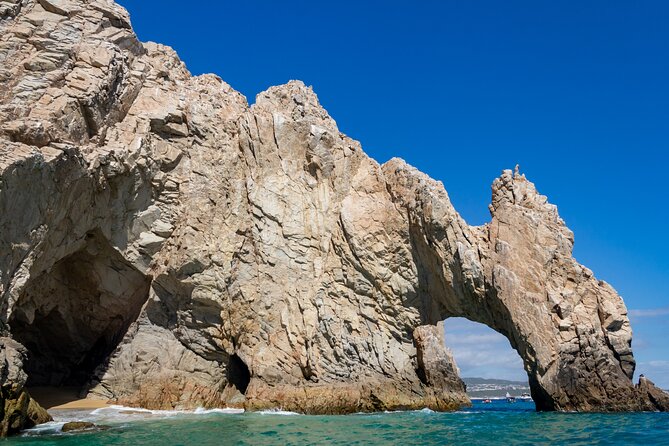 Experience the Clear Boat adventure & Cabo San Lucas City Tour - Stop 2: The Glass Factory and how Cabo turns sand into art