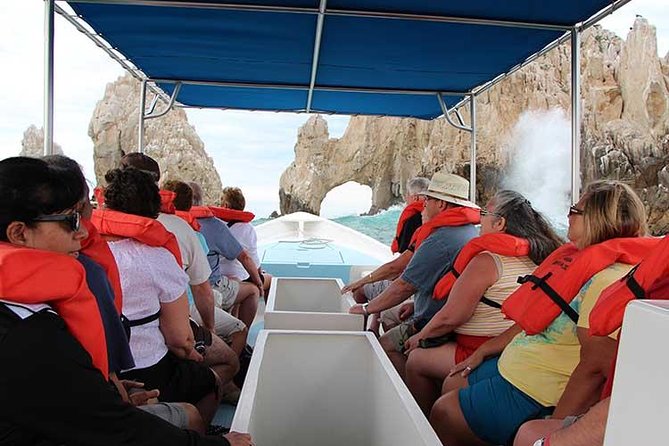 Famous Arch tour with Glass Bottom Boat. - Price and Extras: Is $25 Good Value?