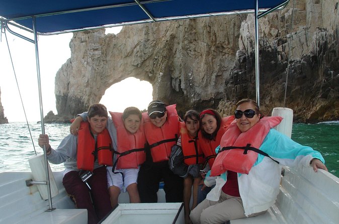 Glass Bottom Boat Ride to the Arch - Sea lion colony viewing: what to expect from the real world