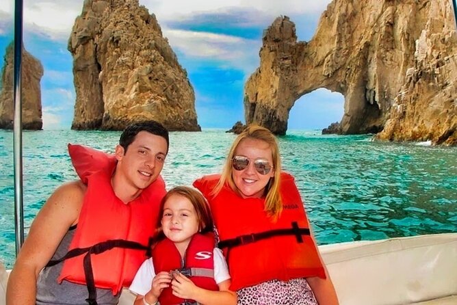 Glass Bottom Boat Sightseeing Tour in Cabo San Lucas - Timing issues to watch for on the beach leg