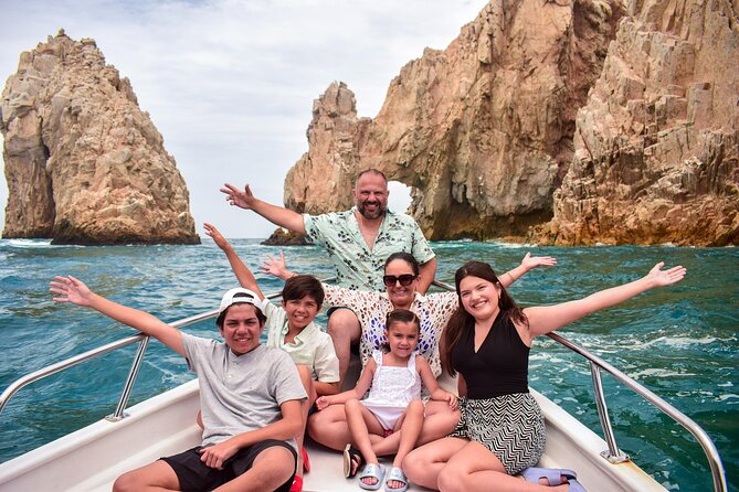 Glass-bottom boat tour to the Arch + beach time - Key things I’d bet on