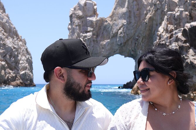 Group tour of the Cabo San Lucas Arch - The guide’s beach-name explanation: what you’ll learn on the ride