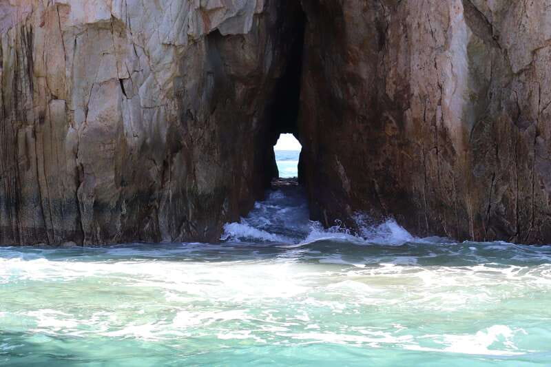 Guided Cabo Tour: Boat | Tacos & Tequila | Photos & Transfer - Who this Cabo photo-and-boat tour is best for