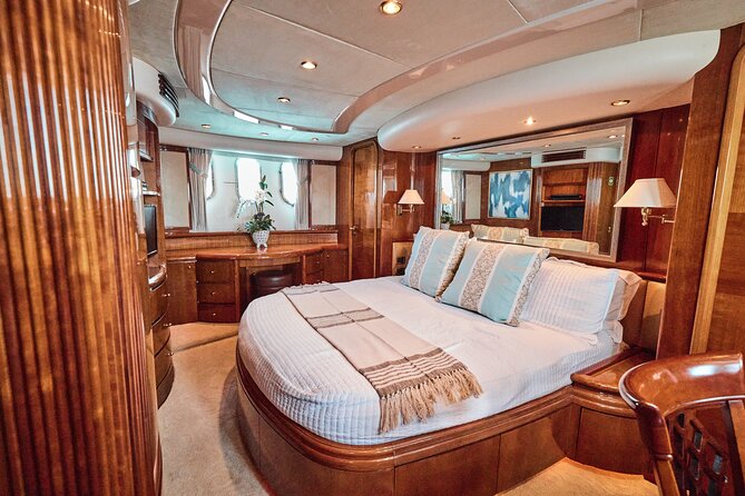 Heather Nikki 80 ft Italian Azimut Yacht Rental - Open Bar and Paddleboards: Your Day, Your Pace