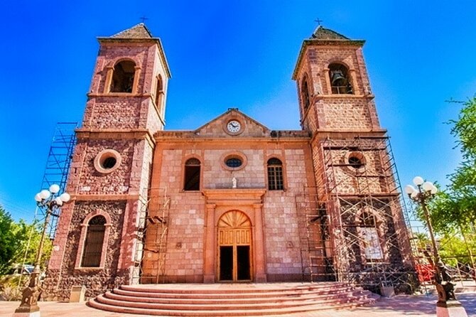 La Paz and Todos Santos Day Trip with Lunch - Lunch, Drinks, and What to Expect on the Included Meal
