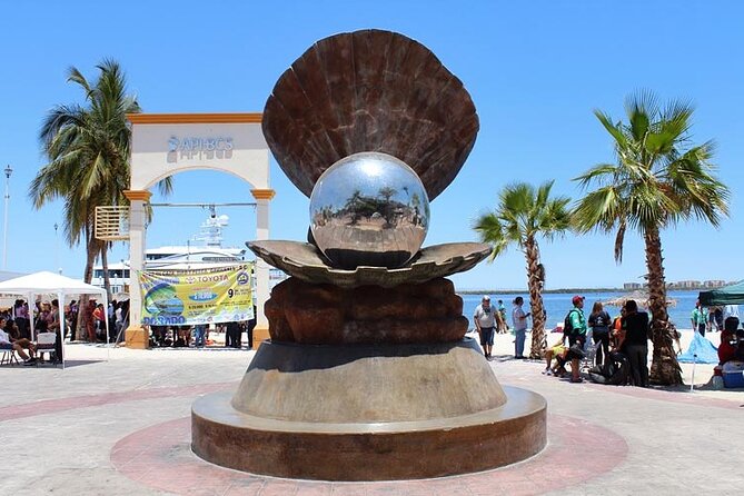 La Paz Tour, Historical City, Beach, Colonial and Beautiful scenery on the way! - The “pass-by towns” section: small places with big road-trip character