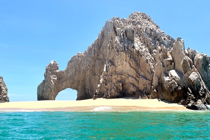 Land's End Tour in a Glass Bottom Boat - El Arco de Cabo San Lucas: The Stop That Sets the Tone