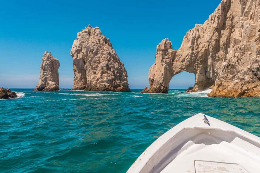 los cabos arch tour & drinks +snorkel tour - Starting point at Pochos Cabos Activities: get your bearings early