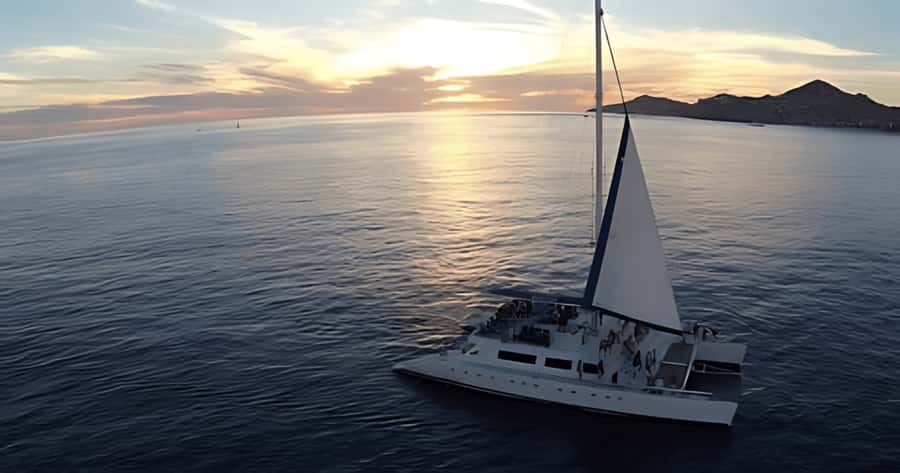 Los Cabos Catamaran: Iconic Sunset Cruise with Drinks & DJ - Quick highlights you’ll feel right away