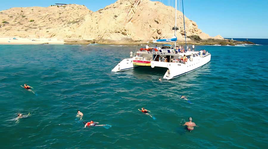 Los Cabos Catamaran: Iconic Sunset Cruise with Drinks & DJ - FAQ