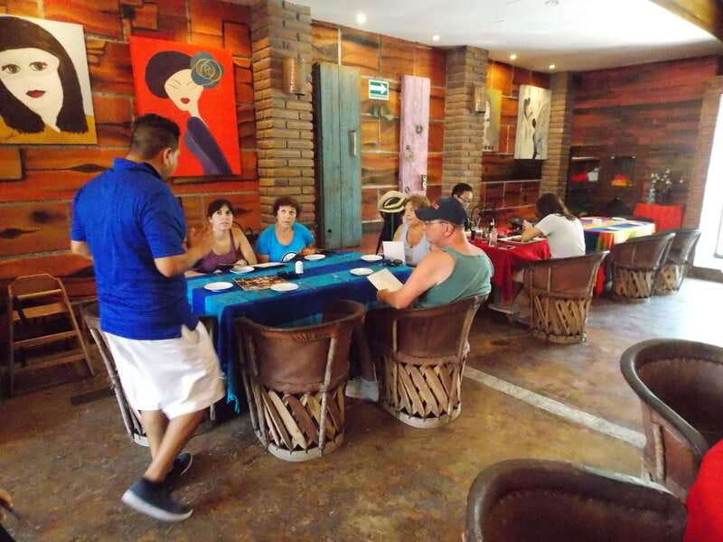 LOS CABOS ENCOUNTER - Glass-blown art in Los Cabos: seeing the recycling story up close
