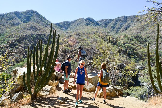 Los Cabos: Hiking at the Fox Canyon with Waterfall - What to pack (so the day feels easy, not annoying)