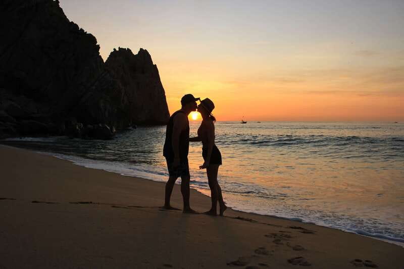 Los Cabos: Kayak to The Arch & Snorkel + Transport & Photos - From Playa Empacadora to sunrise rowing in Cabo