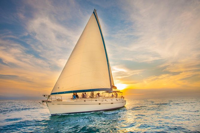 Los Cabos Luxury Sunset Sail with Light Appetizers and Open Bar - On the Water: What the Cruise Feels Like Before Sunset