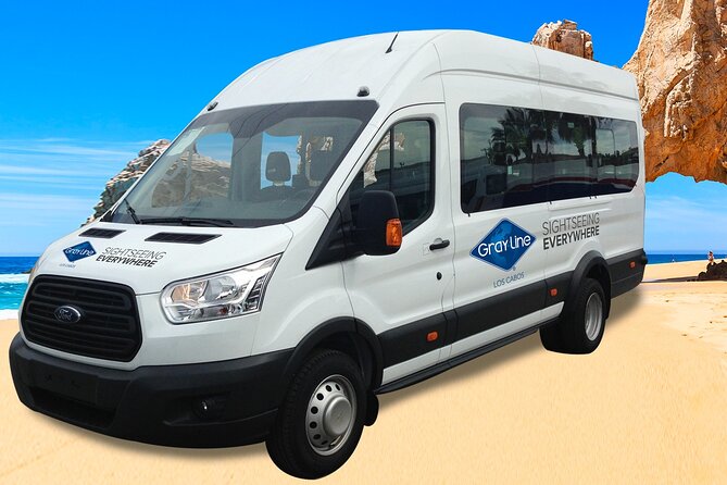 Los Cabos Private Mini-van Round-Trip Transfer - A private Los Cabos airport van beats the shared-shuttle scramble