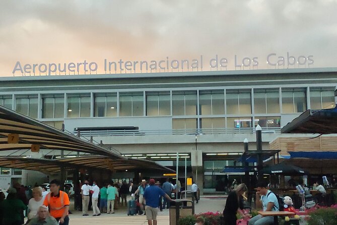 Los Cabos Private Transportation (Zone 3) One Way - Should you book Cabo VIP The One Zone 3 one-way?